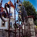 Zamek Pod Brzozami, Wynajem Pokoi