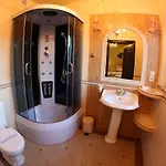 Zamek Pod Brzozami, Wynajem Pokoi Rum i privatbostad
